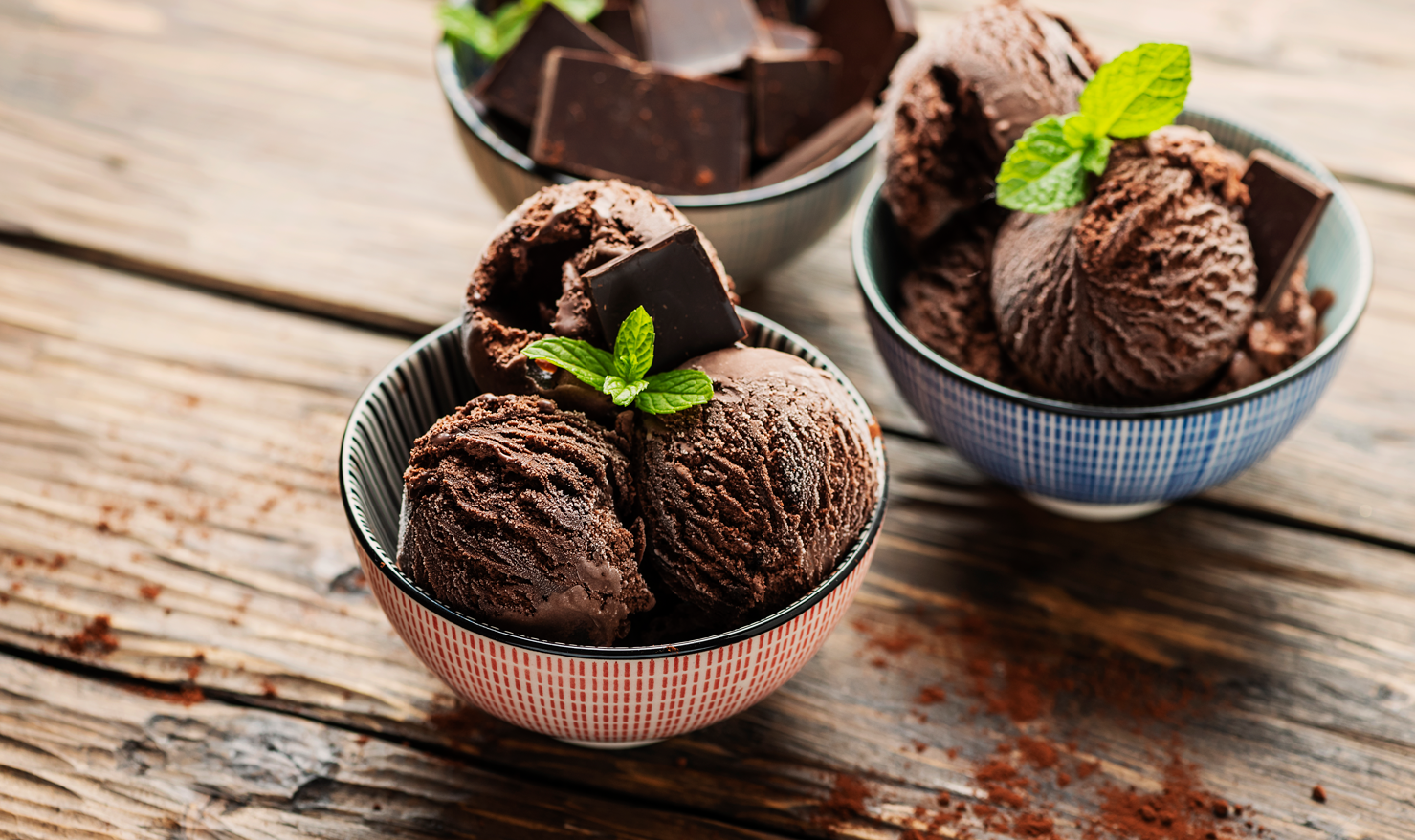 Indulge in the Irresistible Twist of Crème Glacée: Your Opinion Matters!