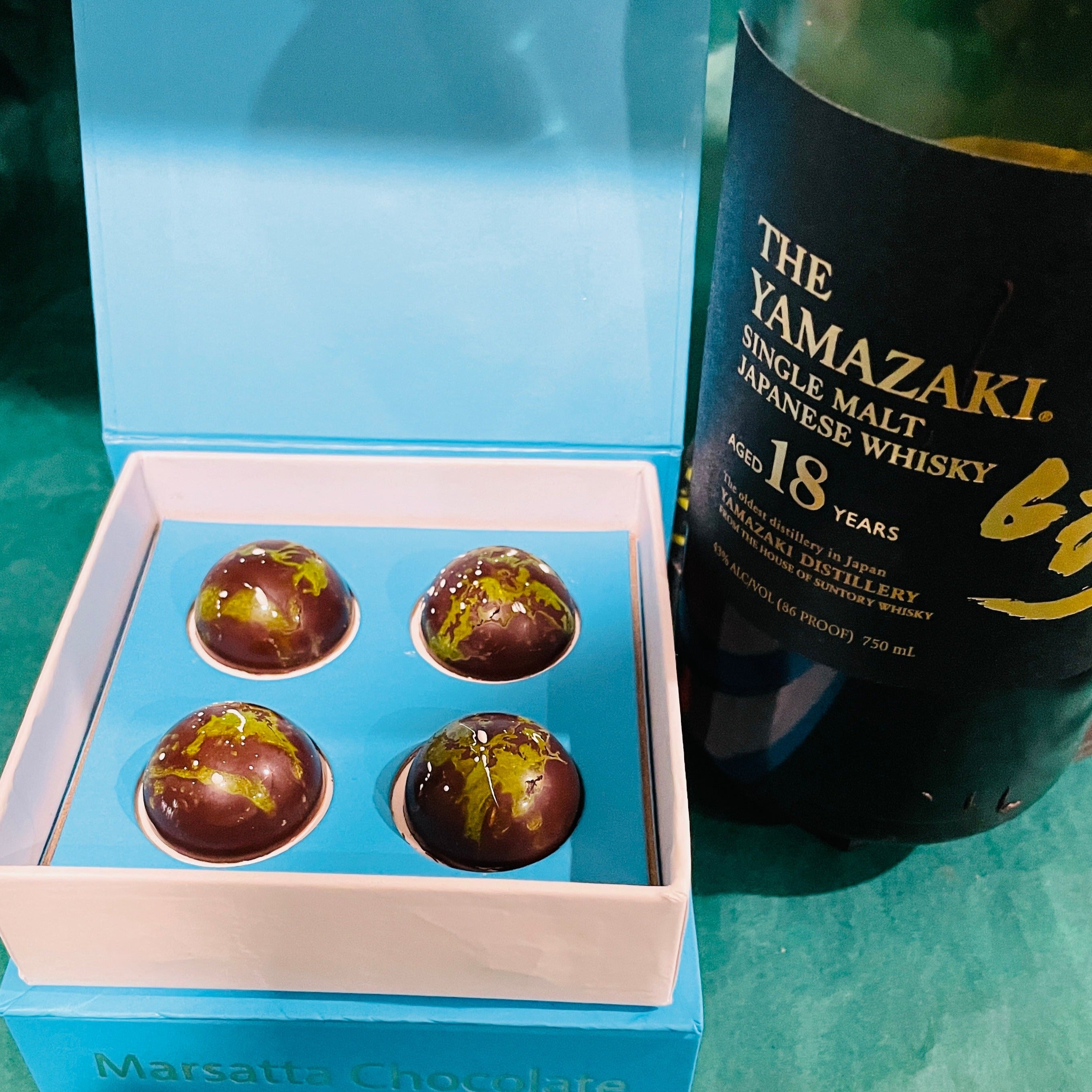 "St Patrick's Day" - Exclusive 18 Year Yamazaki Whisky Package