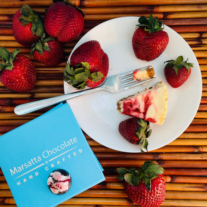 "Mother's Day" - Strawberry Cheesecake Bonbon