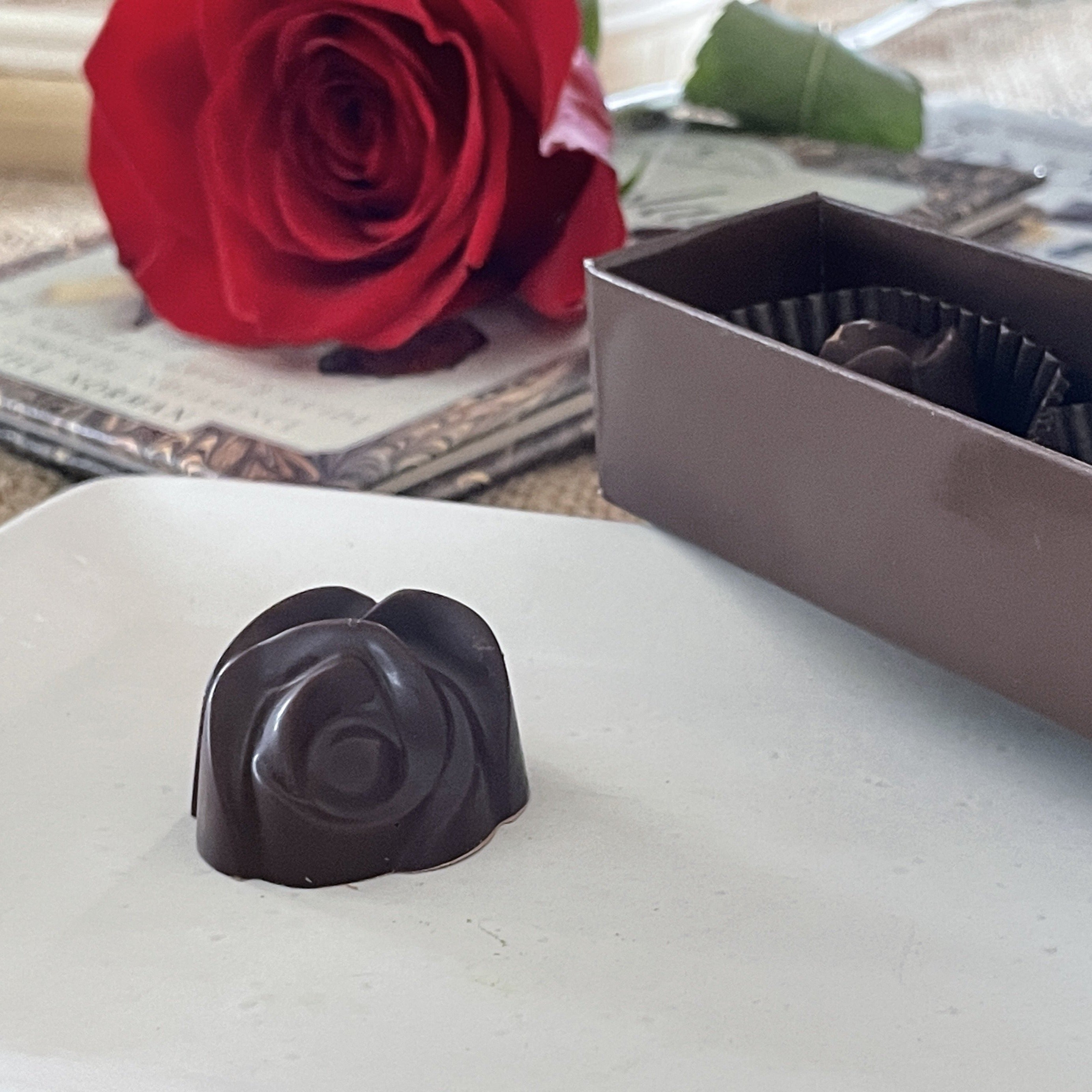 "Mother's Day" - Caramel Rose Bonbon (5 Piece)