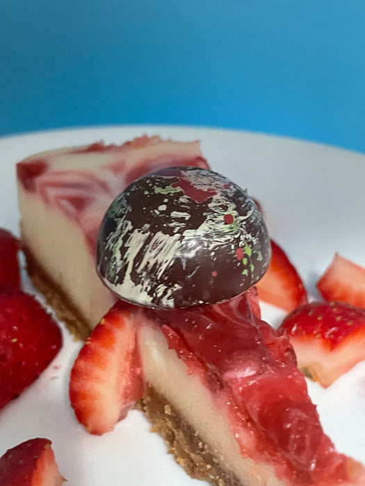 "Mother's Day" - Strawberry Cheesecake Bonbon