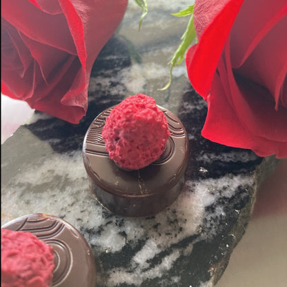 Raspberry Delight with Cardamon Bonbons (5 Piece)